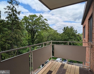 6001 Park Heights Avenue - Photo Thumbnail 1