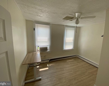 613 E 30th Street E - Photo Thumbnail 16