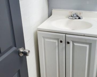 4213 Berger Avenue - Photo Thumbnail 76