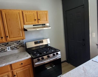 4213 Berger Avenue - Photo Thumbnail 36