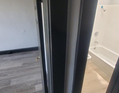 4213 Berger Avenue - Photo Thumbnail 69