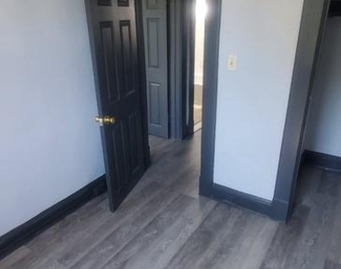 4213 Berger Avenue - Photo Thumbnail 85
