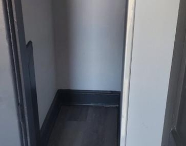 4213 Berger Avenue - Photo Thumbnail 74