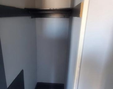 4213 Berger Avenue - Photo Thumbnail 64
