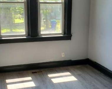 4213 Berger Avenue - Photo Thumbnail 27