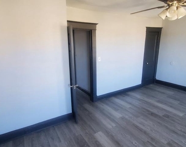 4213 Berger Avenue - Photo Thumbnail 62