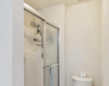 7821 Outing Avenue - Photo Thumbnail 22