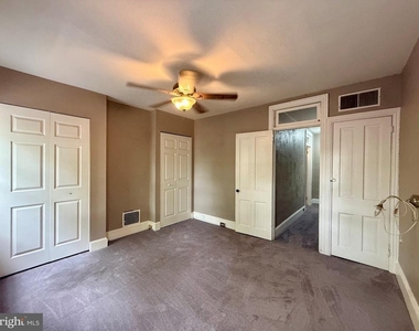 924 Lovering Avenue - Photo Thumbnail 11
