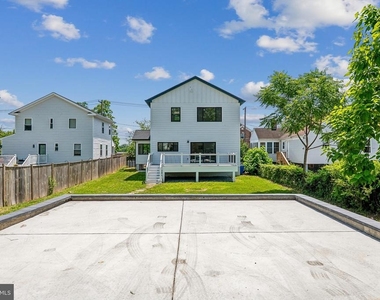 3108 Adams Street Ne - Photo Thumbnail 23