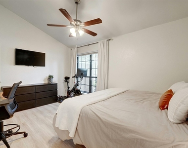4159 Steck Ave - Photo Thumbnail 25