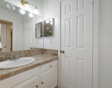 4159 Steck Ave - Photo Thumbnail 19