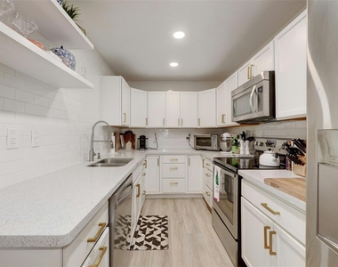 4159 Steck Ave - Photo Thumbnail 13