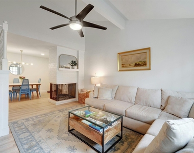 4159 Steck Ave - Photo Thumbnail 4