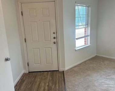 18312 Crestwind Ln - Photo Thumbnail 1