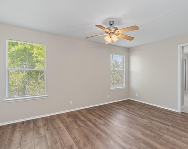 403 Lakemont Dr - Photo Thumbnail 12