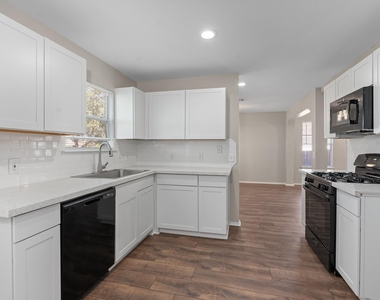 403 Lakemont Dr - Photo Thumbnail 8