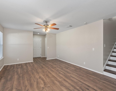 403 Lakemont Dr - Photo Thumbnail 4