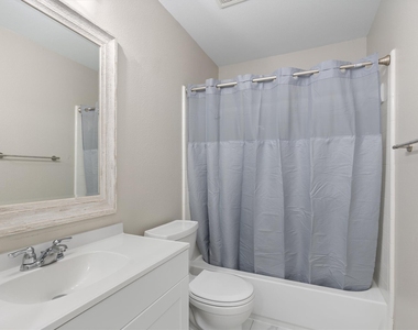 403 Lakemont Dr - Photo Thumbnail 19