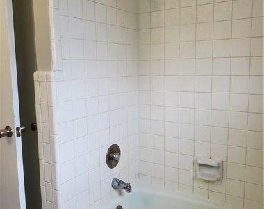 1065 Linde Ave - Photo Thumbnail 3