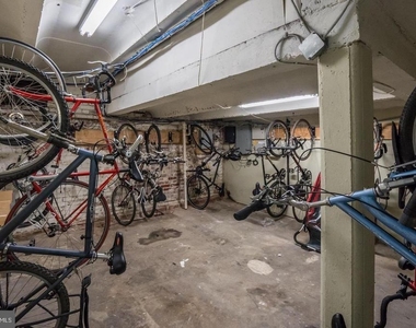 1401 Columbia Road Nw - Photo Thumbnail 27