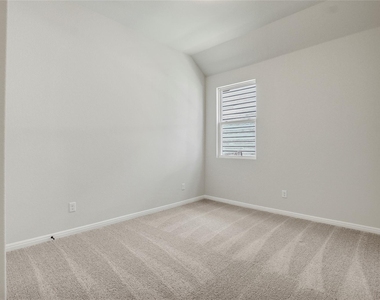 240 Denali Way - Photo Thumbnail 20