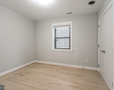 1323 K Street Se - Photo Thumbnail 10