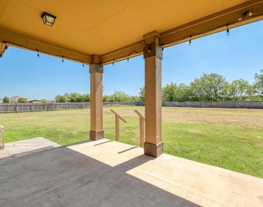 117 Brittany Ln - Photo Thumbnail 23