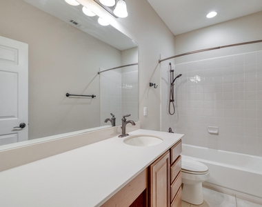 117 Brittany Ln - Photo Thumbnail 21