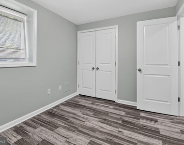 3101 Chestnut Street Ne - Photo Thumbnail 15