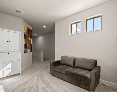 8301 Orizzonte St - Photo Thumbnail 19