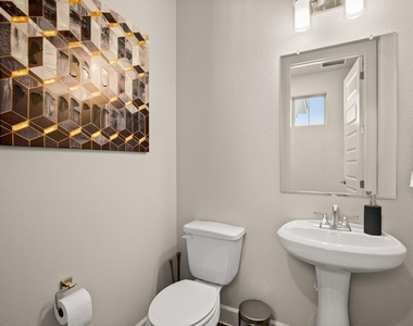 8301 Orizzonte St - Photo Thumbnail 17