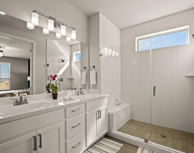 8301 Orizzonte St - Photo Thumbnail 7