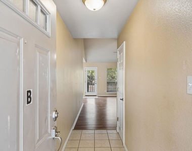 5603 Thunderbird St - Photo Thumbnail 3
