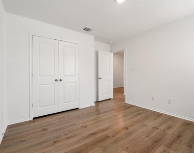 113 Golden Grove Pkwy - Photo Thumbnail 19