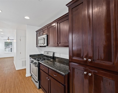 1611 E 13th St - Photo Thumbnail 2