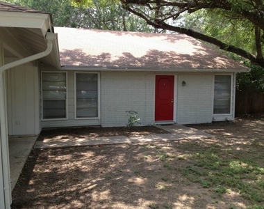 107 Meteor Dr - Photo Thumbnail 2