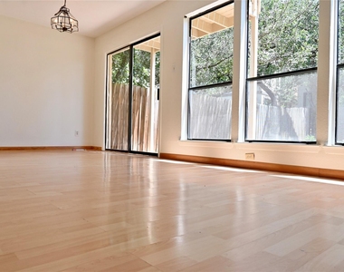 13356 Water Oak Ln - Photo Thumbnail 4