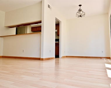 13356 Water Oak Ln - Photo Thumbnail 6