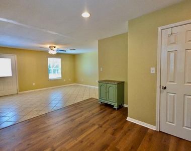1623 Breezy Cv - Photo Thumbnail 6