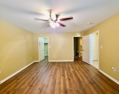 1623 Breezy Cv - Photo Thumbnail 9