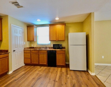 1623 Breezy Cv - Photo Thumbnail 4