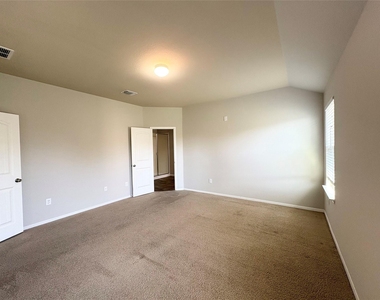 11708 Cambrian Rd - Photo Thumbnail 29