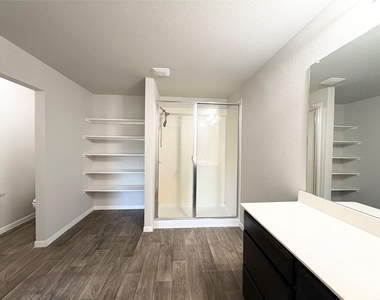 11708 Cambrian Rd - Photo Thumbnail 28