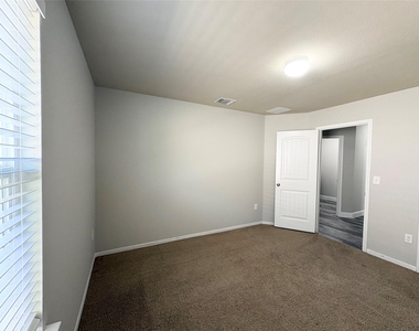 11708 Cambrian Rd - Photo Thumbnail 21