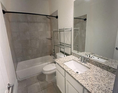 11312 Gadsen Ln - Photo Thumbnail 14