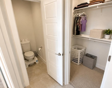 11312 Gadsen Ln - Photo Thumbnail 5