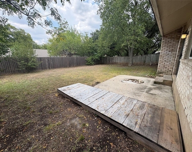 10106 Missel Thrush Dr - Photo Thumbnail 20