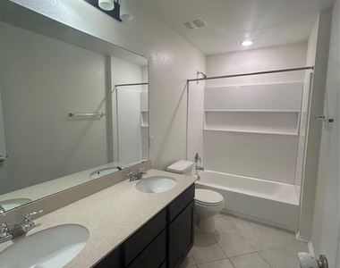 14117 Vigilance St - Photo Thumbnail 22