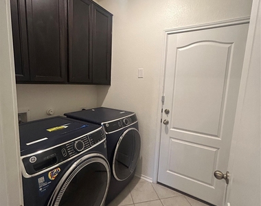 14117 Vigilance St - Photo Thumbnail 11