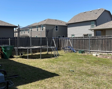 14117 Vigilance St - Photo Thumbnail 24